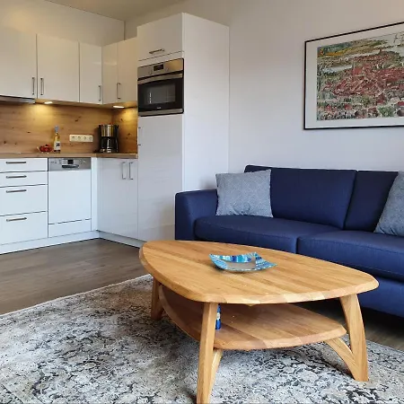 Koje No. 6 Apartment *