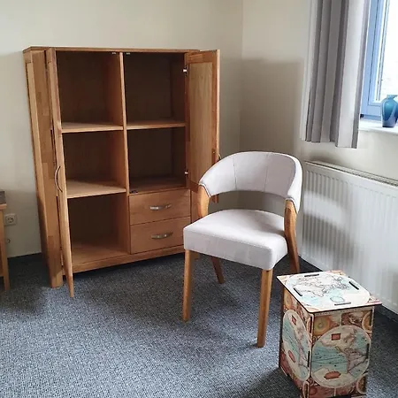 Koje No. 6 Apartment *